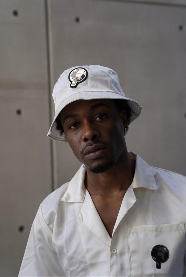 S WORLD BUCKET HAT LIGHT CREAM