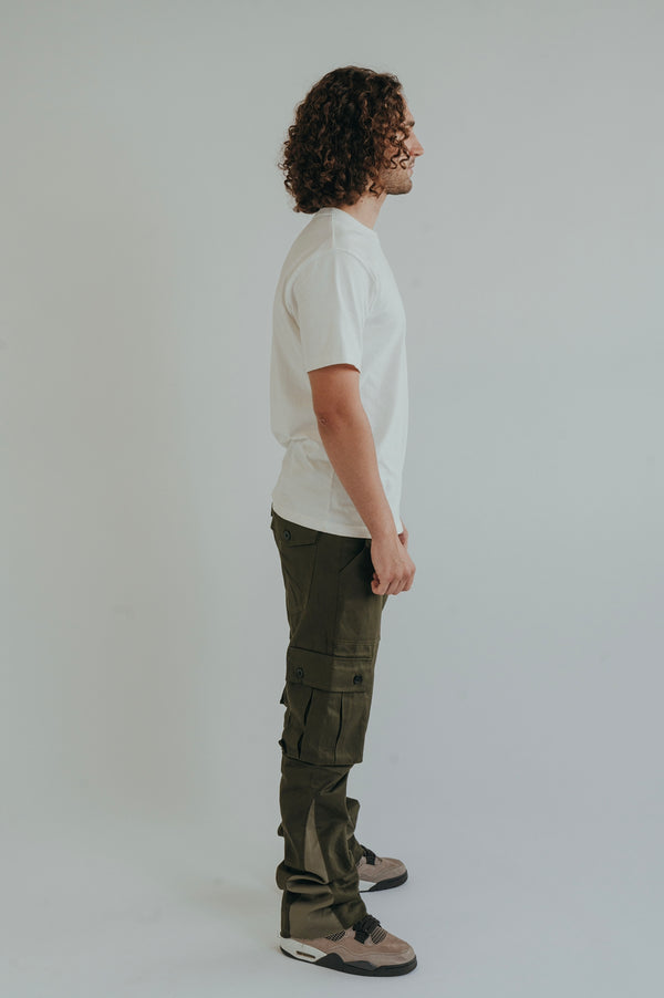 Standard Cloth Flared Cargo Pant